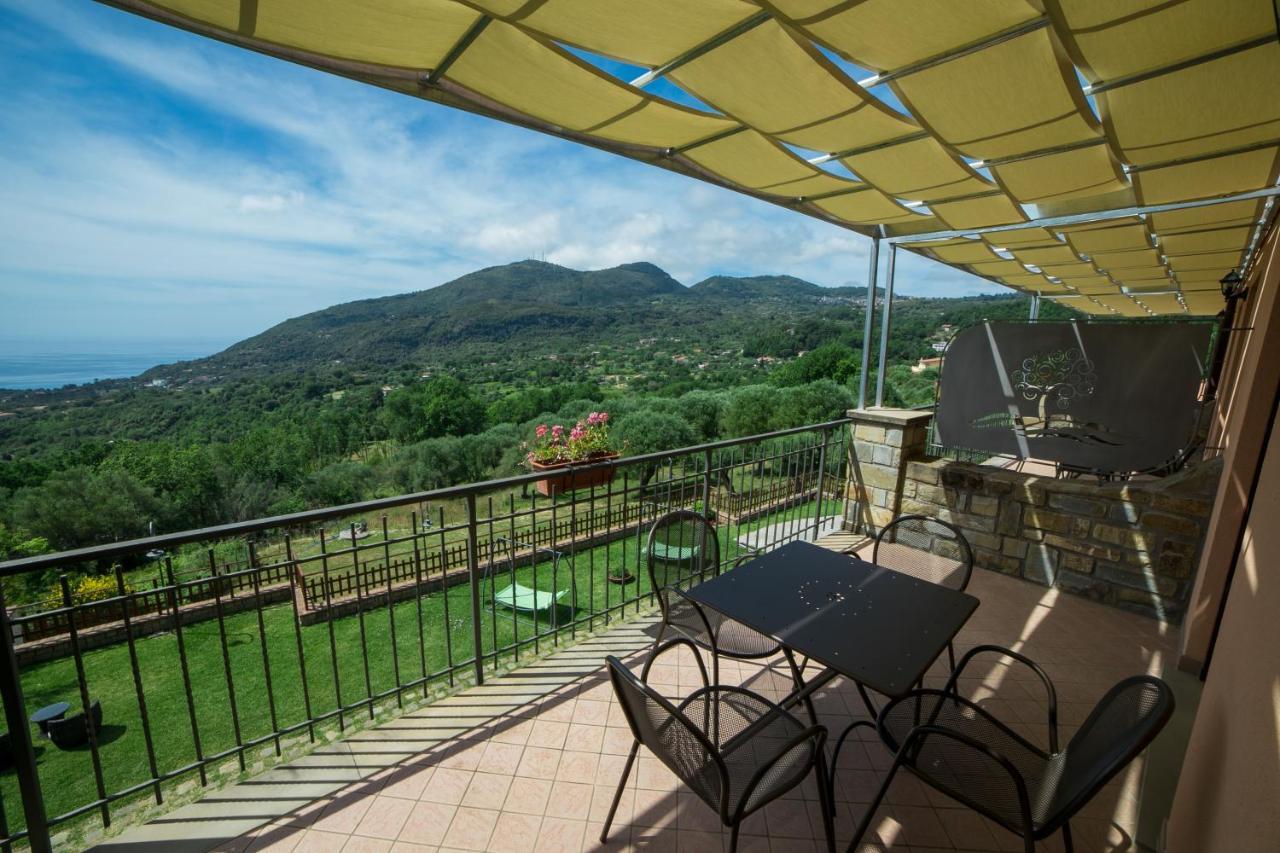 Al Boschetto Apartment Scario Exterior photo